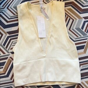 UO Deep V out from under tank ribbed NWT Small